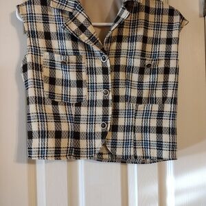 Plaid Sleeveless Vest - Black and Cream